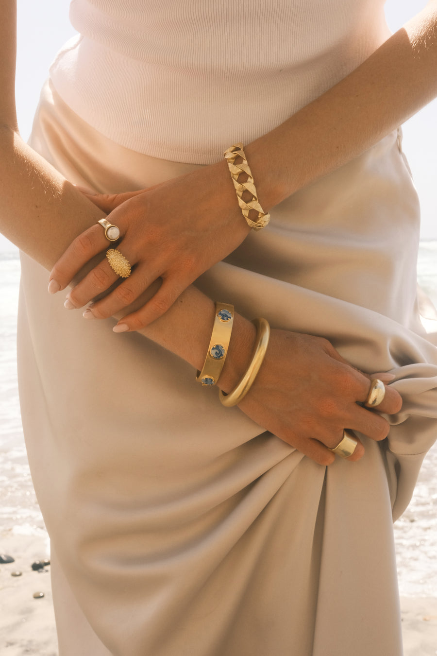Halo Hinge Bangle