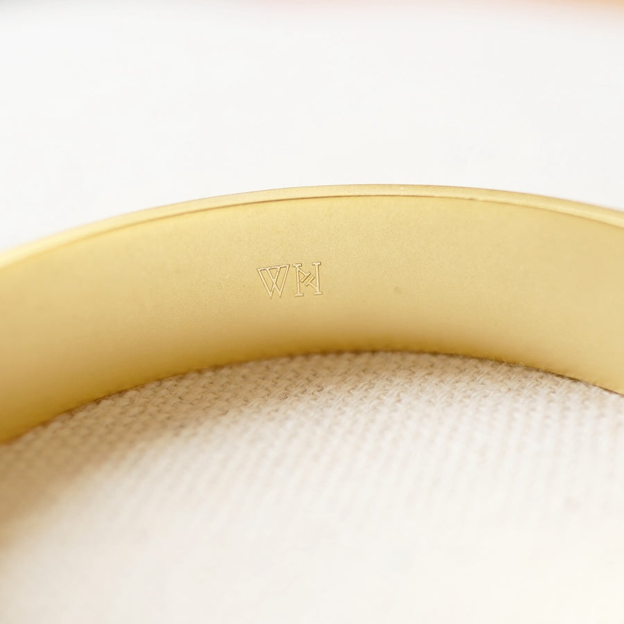 PROVENANCE HINGE BANGLE