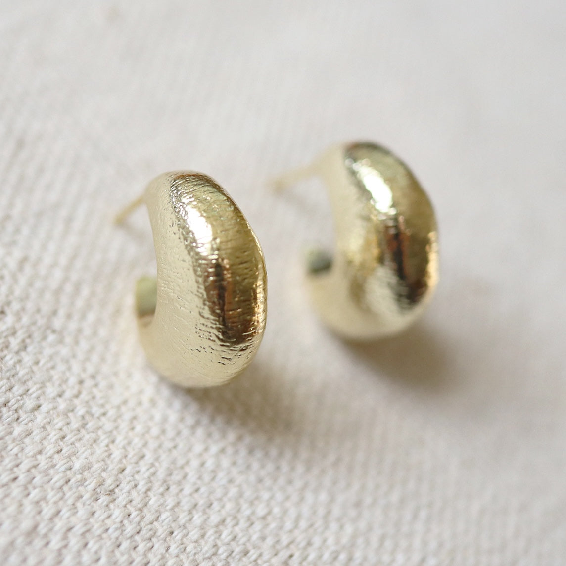 CAPE HOOPS