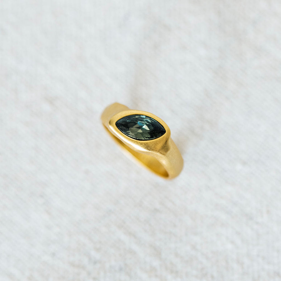 Roya Ring